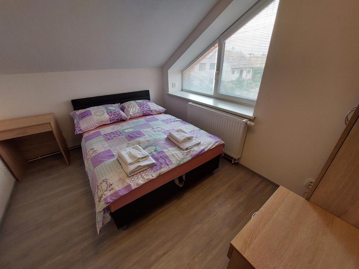 Penzion Strachotin Dış mekan fotoğraf